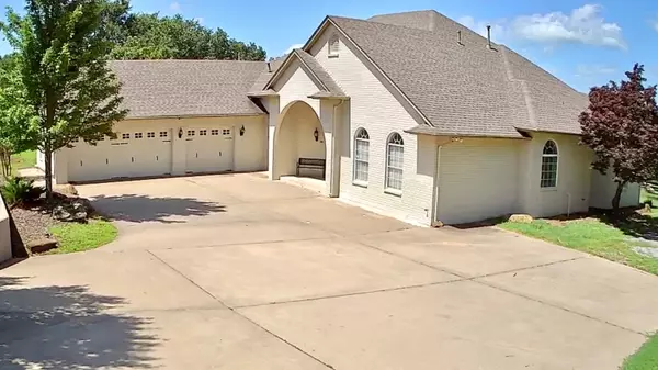 Mcalester, OK 74501,710 Kinkead Road