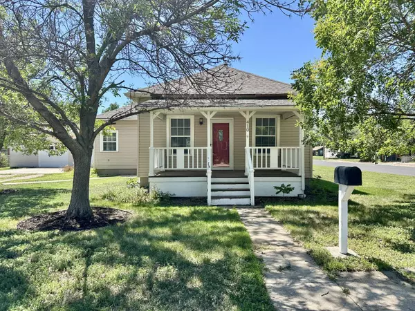 410 S Grant Ave, Colby, KS 67701