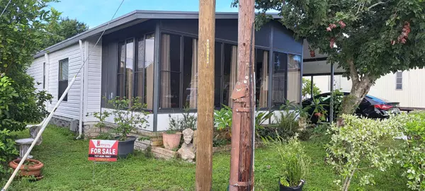 St Petersburg, FL 33714,3565 58th Avenue N #142