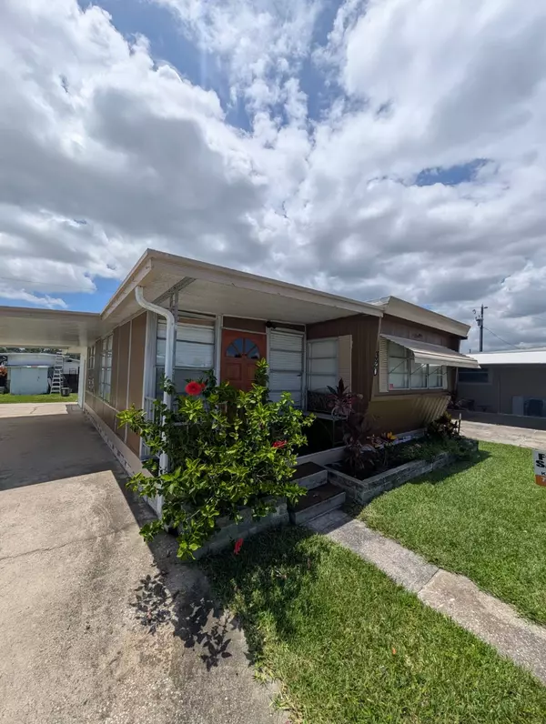 4000 24th St n #320, Saint Petersburg, FL 33714