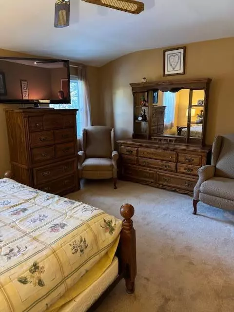 Staten Island, NY 10314,516 Golfview CT