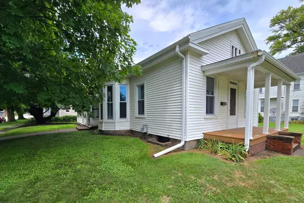 Monmouth, IL 61462,402 N 1st Street