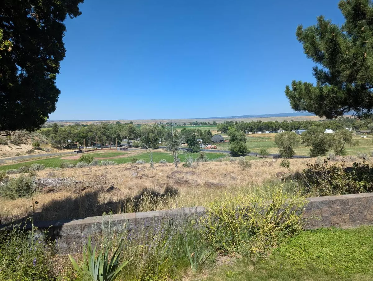 Burns, OR 97720,1099 N Diamond Ave