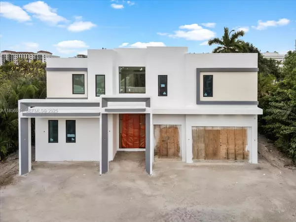 274 NE 3rd Ct, Boca Raton, FL 33432