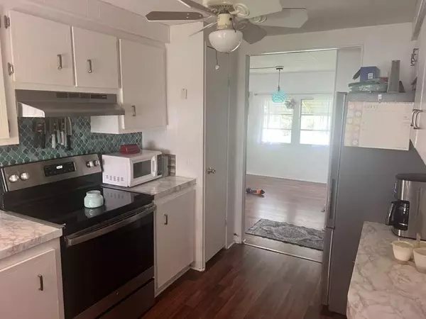 Boynton Beach, FL 33436,4311 Royal Manor Blvd #127