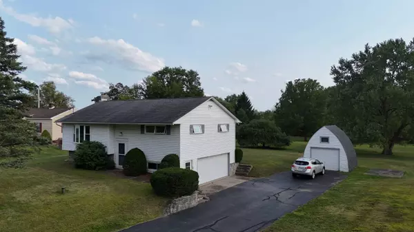 435 McQuade Road, Amsterdam, NY 12010