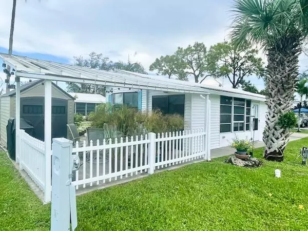 Naples, FL 34110,1000 Wiggins Pass Road #278