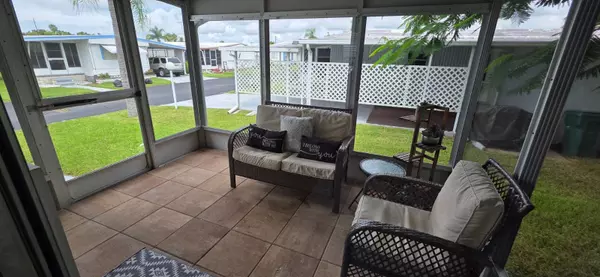 Palmetto, FL 34221,751 10th Street East #409