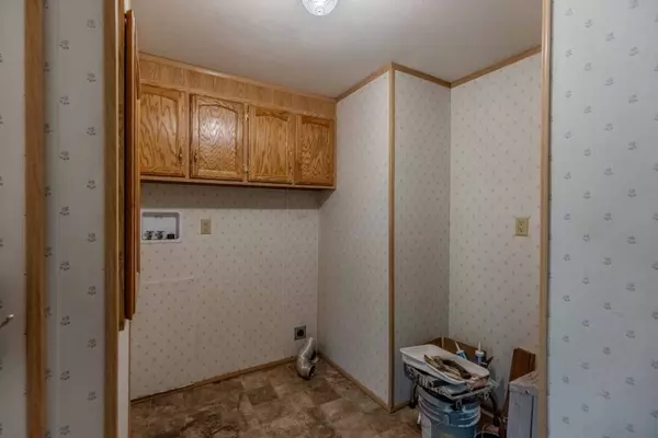 Burns, OR 97720,803 E Jefferson St