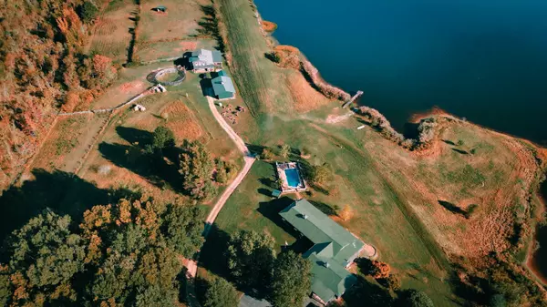 998/223 Cottonmouth, Mckenzie, TN 38201