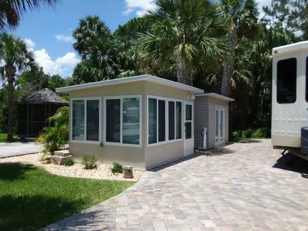 498 Oak Cove Road,  Titusville,  FL 32780