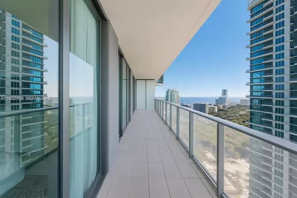 1300 S Miami Ave #3709, Miami, FL 33130
