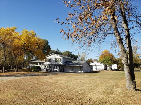 40994 McKinley, Mitchell, SD 57301