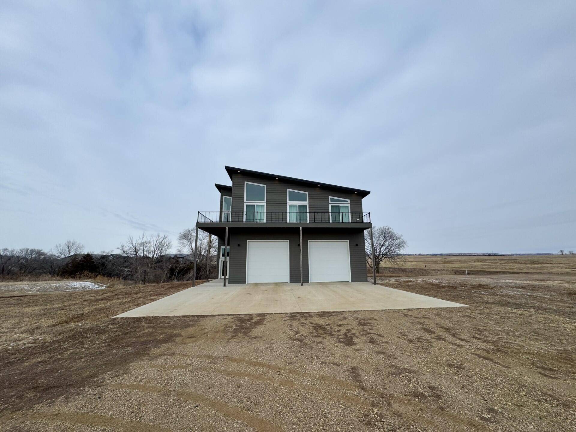 38148 297th #14 St, Lake Andes, SD 57356