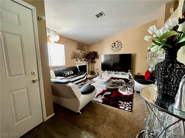 Henderson, NV 89074,2718 Snapdragon CT #4