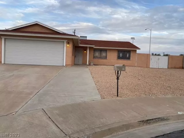 Henderson, NV 89015,240 Queen Marie CT