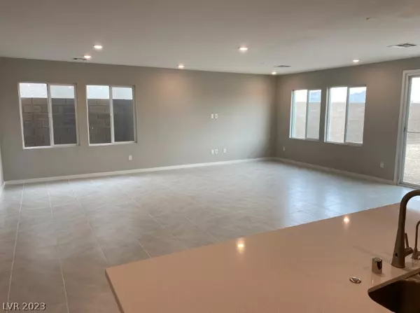 North Las Vegas, NV 89086,6638 Palmer Estates ST