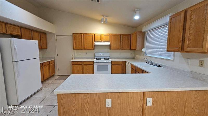 Las Vegas, NV 89122,3445 Blue Ash LN