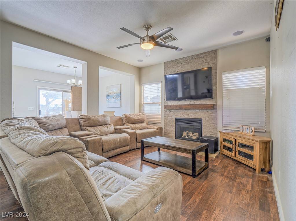 Las Vegas, NV 89110,5905 Reflection Point CT