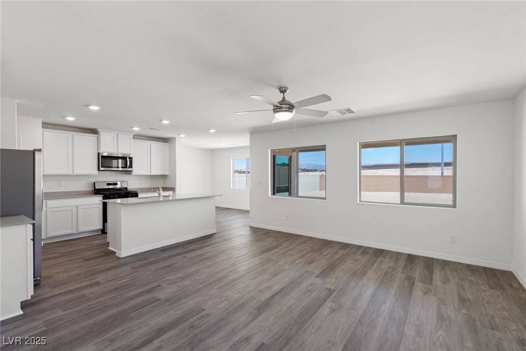 Las Vegas, NV 89156,2606 Lily Point ST