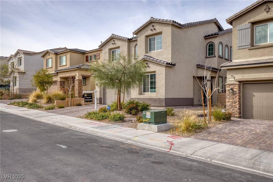 Las Vegas, NV 89166,10376 Sadie Blake AVE