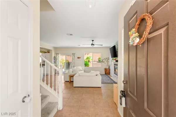 Las Vegas, NV 89138,11226 Kenyan Sunshine CT
