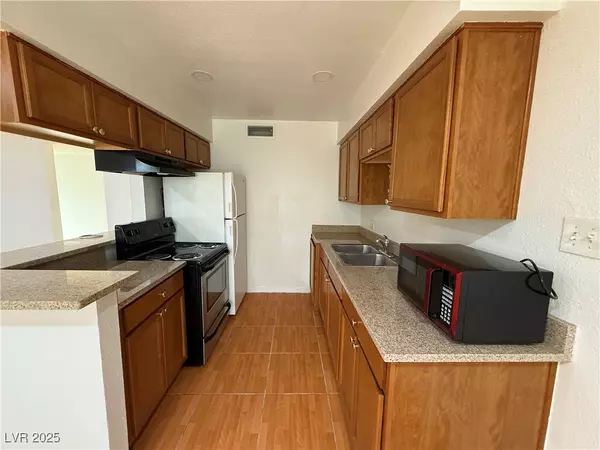 Las Vegas, NV 89119,512 Calcaterra CIR #A OR D