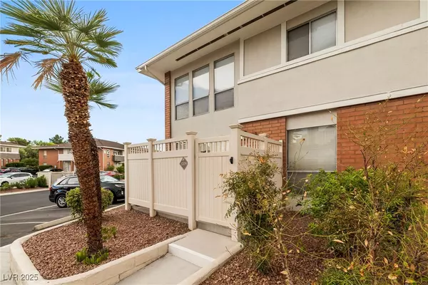 Las Vegas, NV 89109,669 Oakmont Avenue AVE #3709