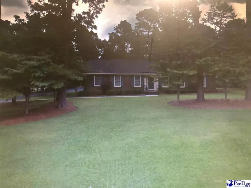 538 Lyndale Dr, Hartsville, SC 29550