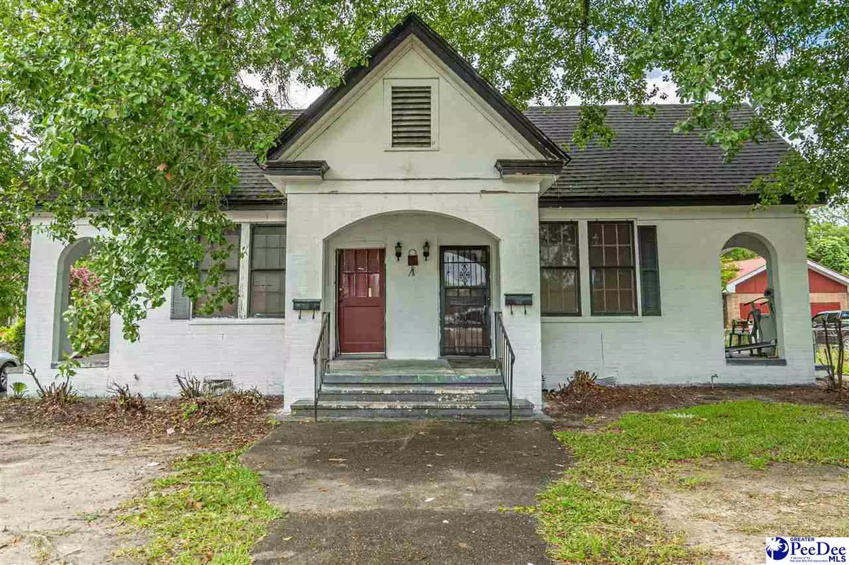 Kingstree, SC 29556,222 E Brooks St