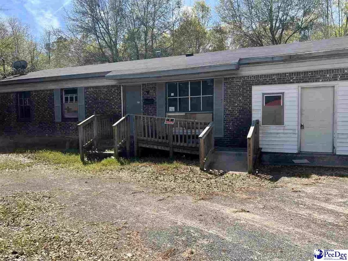 Kingstree, SC 29556,304 Giles St