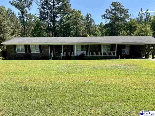 892 Inglenook Rd, Kingstree, SC 29556