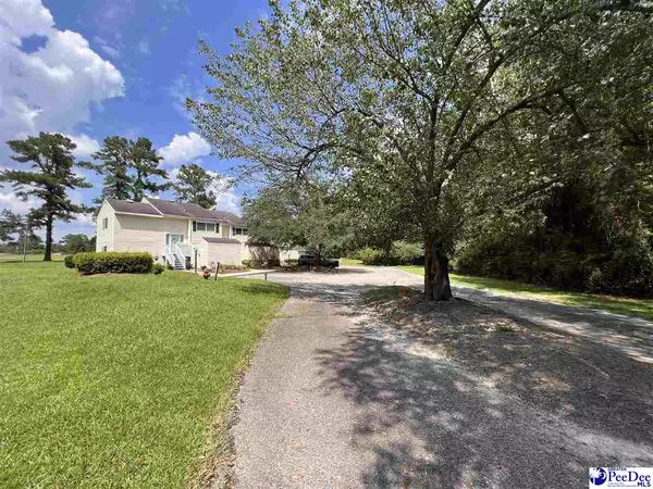 Johnsonville, SC 29555,319 Lakeview Drive