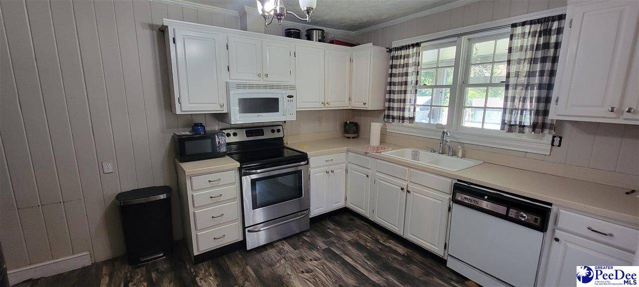 Bennettsville, SC 29512,931 E Main Street