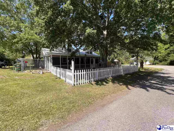 Johnsonville, SC 29555,119 N Bellview Ave