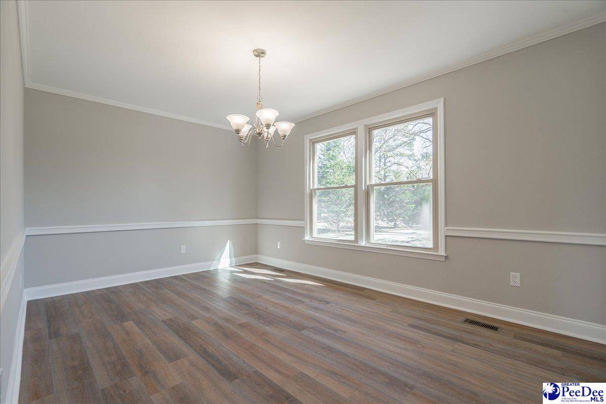 Florence, SC 29501,1092 Greenview Dr