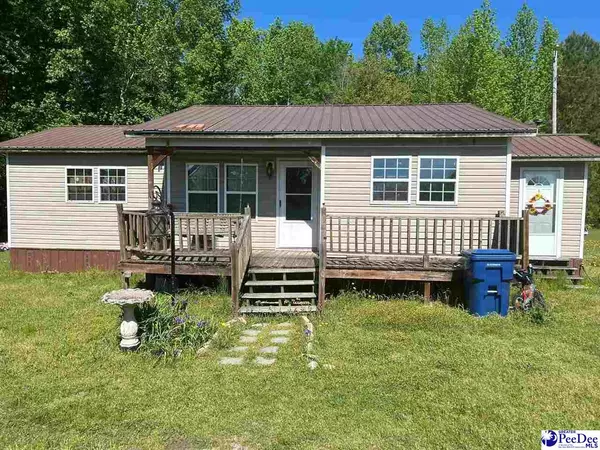 703 Bounty Acres Road W, Bennettsville, SC 29512