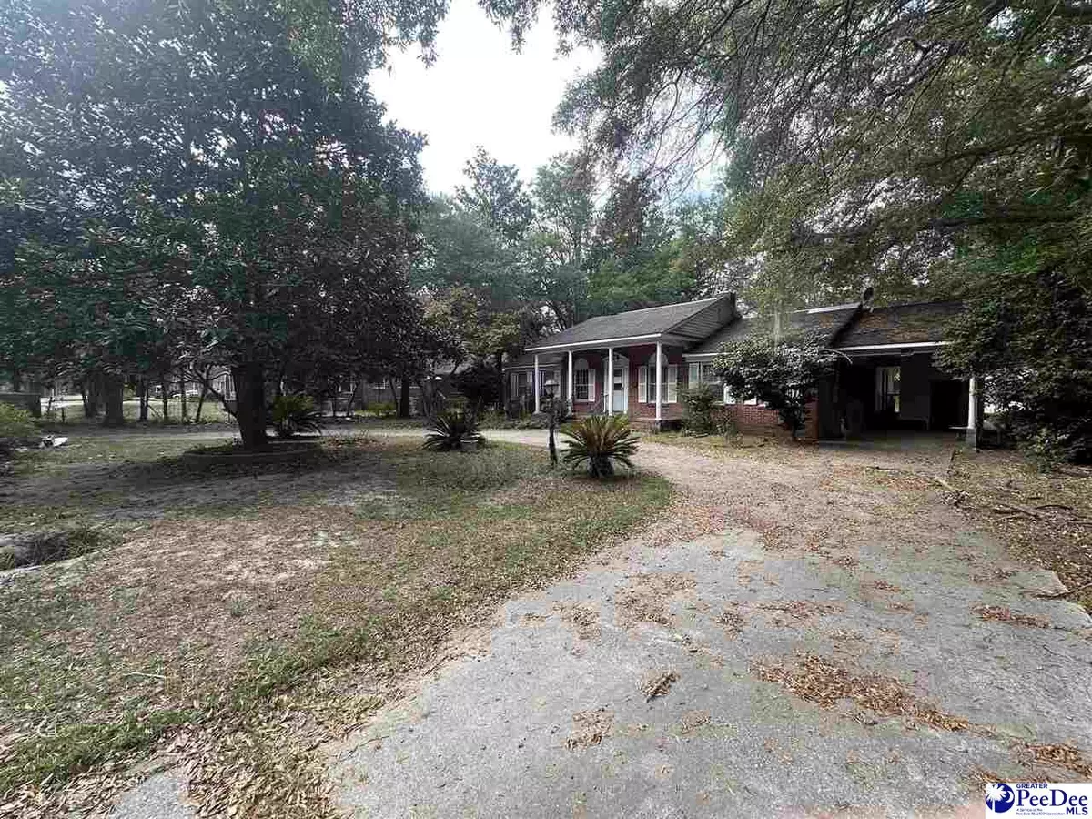 Kingstree, SC 29556,903 Third Ave