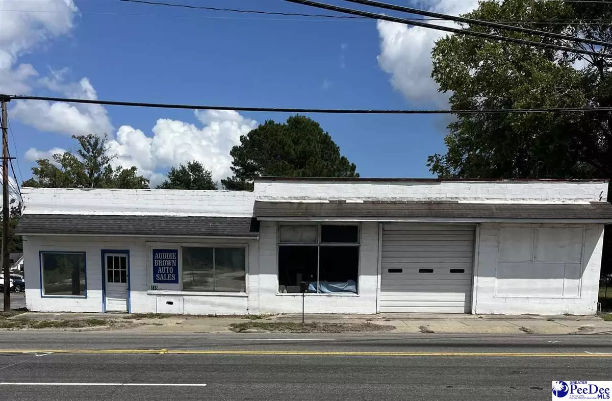 Kingstree, SC 29556,218 N Longstreet St