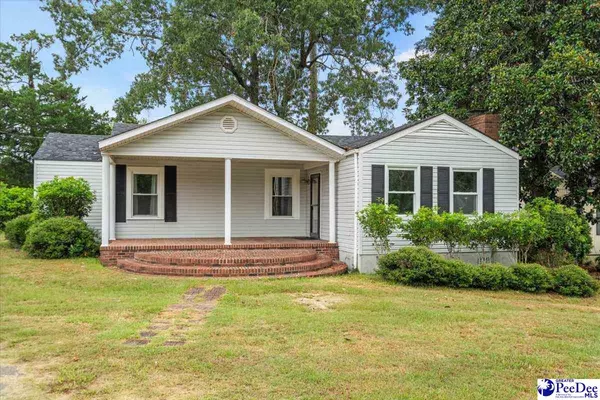 406 Woodland Dr, Florence, SC 29501