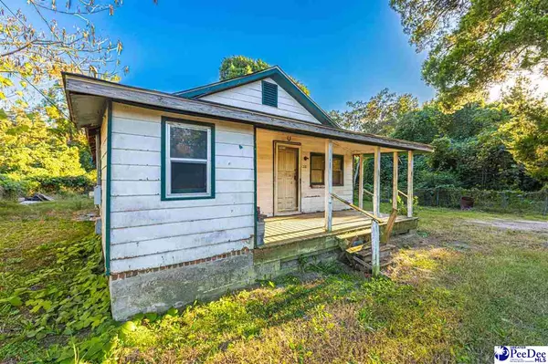 Pamplico, SC 29583,422 E 3rd Ave