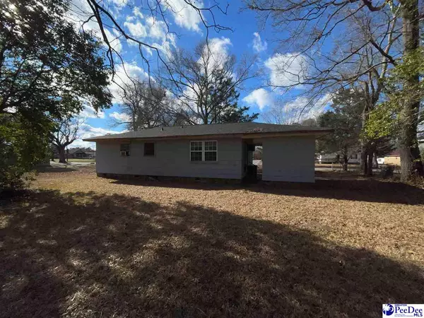 Marion, SC 29571,513 S Pine St