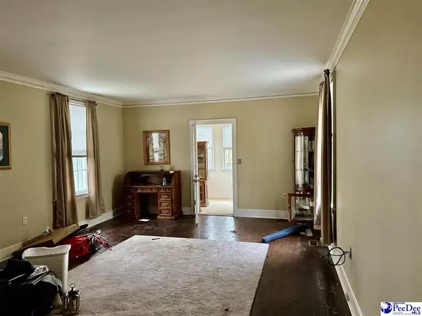 Lamar, SC 29069,211 N Darlington Ave