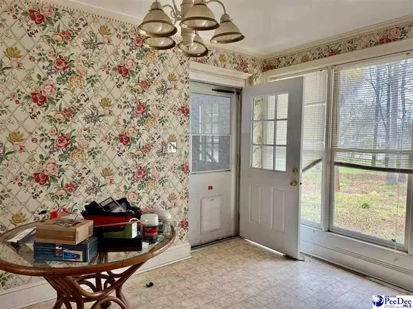 Lamar, SC 29069,211 N Darlington Ave