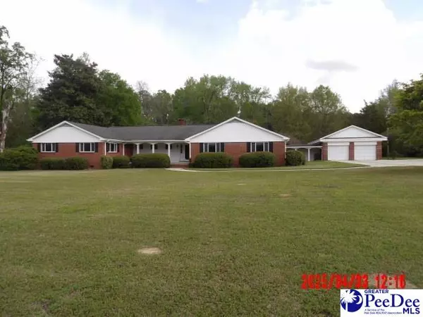 518 W Academy St, Latta, SC 29565