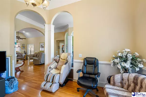 Florence, SC 29501-8588,953 Rice Planters Lane