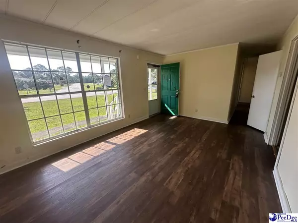 Florence, SC 29501,1915 Converse Dr