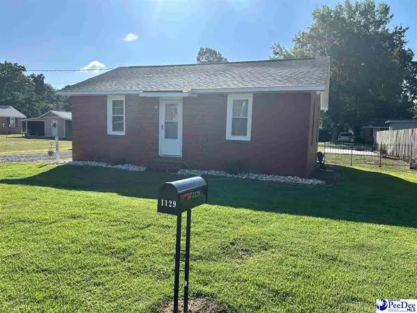 1129 Franklin St, Hartsville, SC 29550-8558