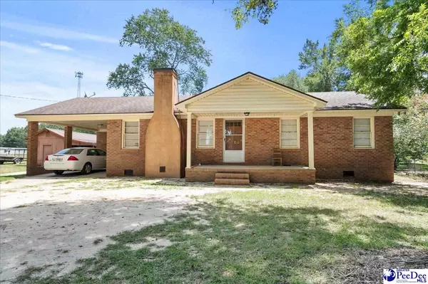 2304 S Point Road, Effingham, SC 29541