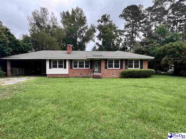 107 Creek Dr, Quinby, SC 29506